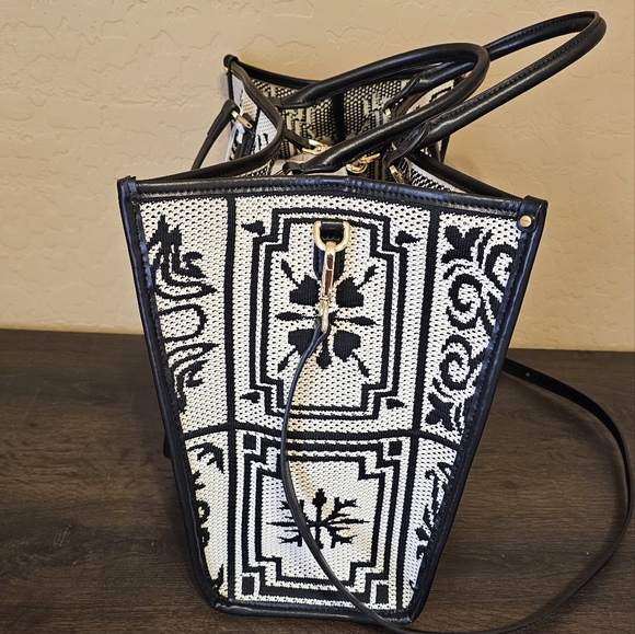 Viola Castellani Tote - Picture 3 of 9